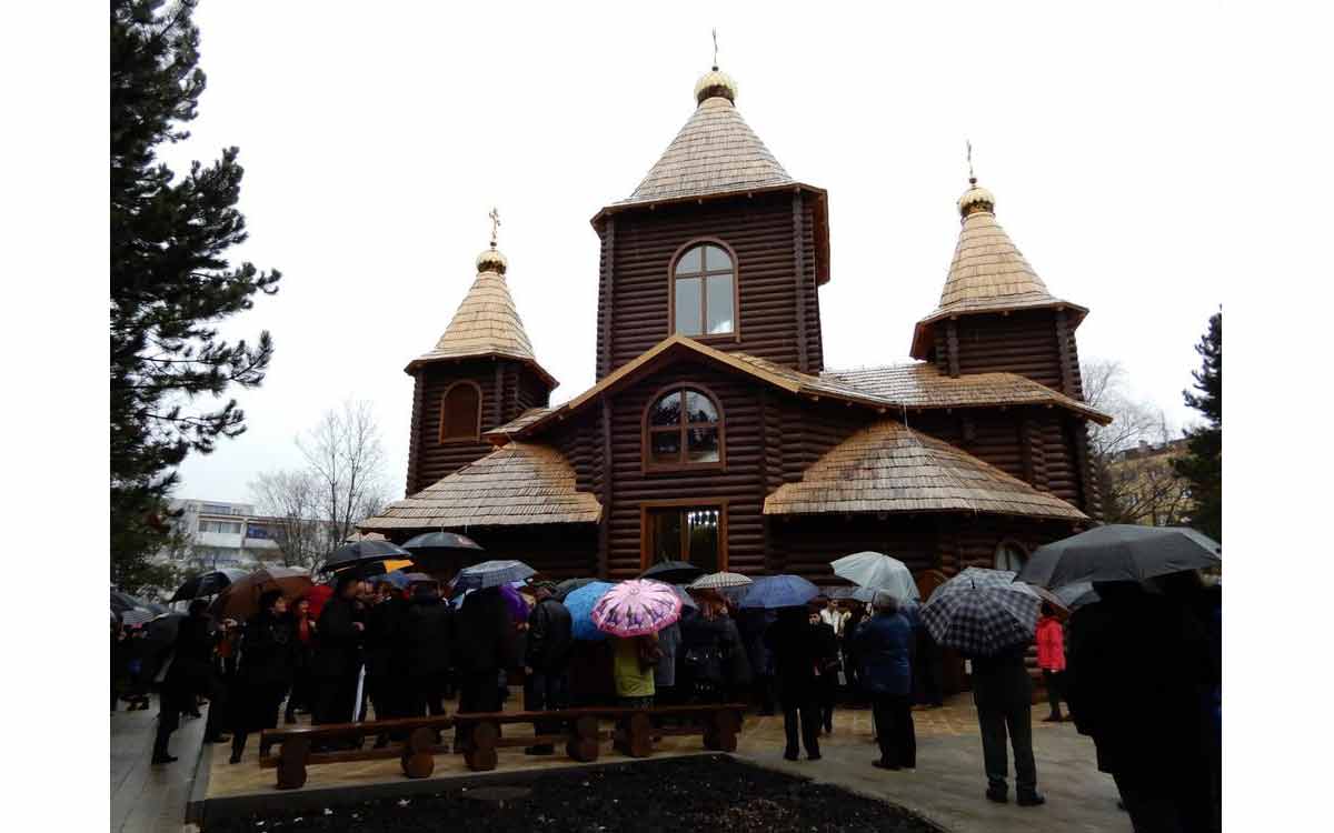 Дрвена црква у Снини, Словачка