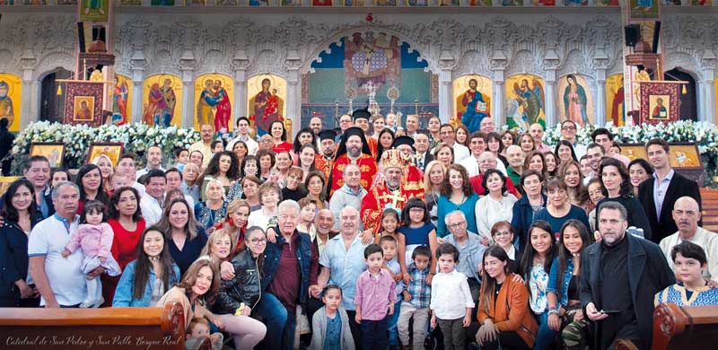 паства саборне цркве Светог Петра и Павла у Мексико Ситију
