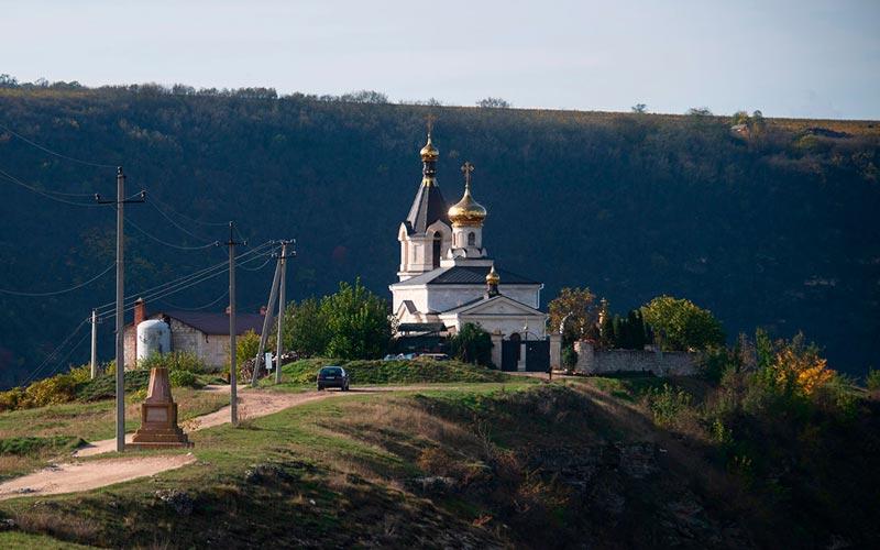 црква Успења Пресвете Богородице у Молдавији (Максим Блинов/РИА Новости)