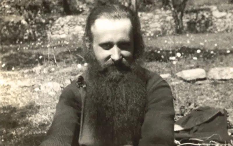 Дејвид Балфур као отац Димитриос, британски шпијун прерушен у православног монаха. извор: архива манастира Светог Пантелејмона, Атос