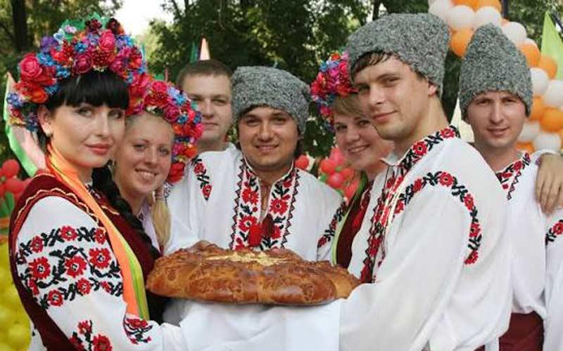 Молдавци