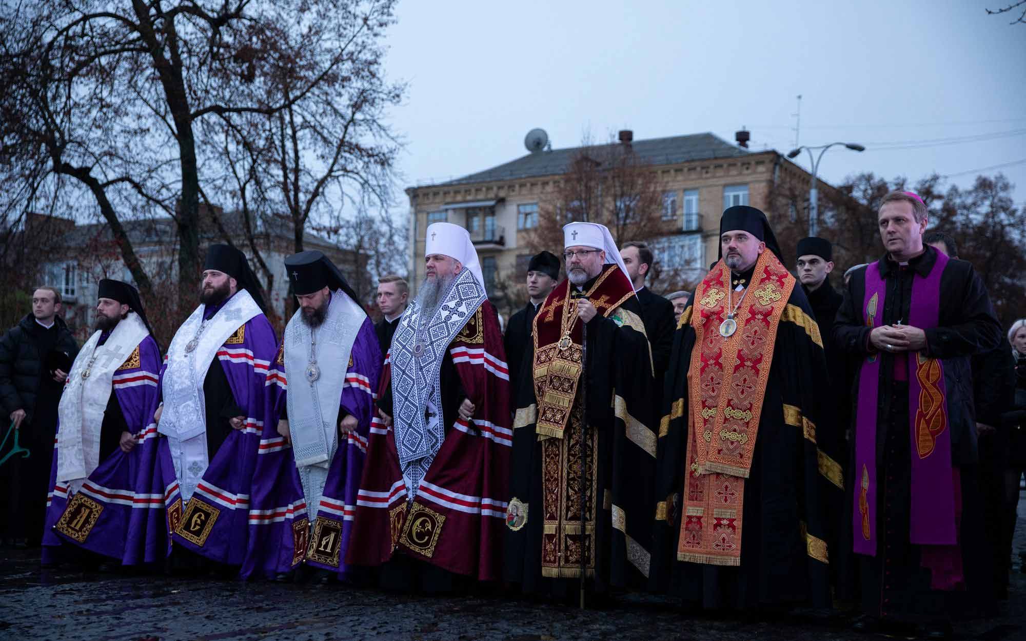 заједнички парастос расколника, унијата и румокатолика 
