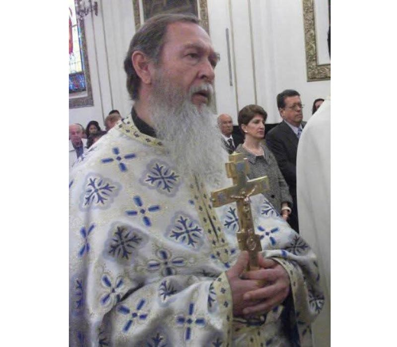 свештеник Хуан Пења