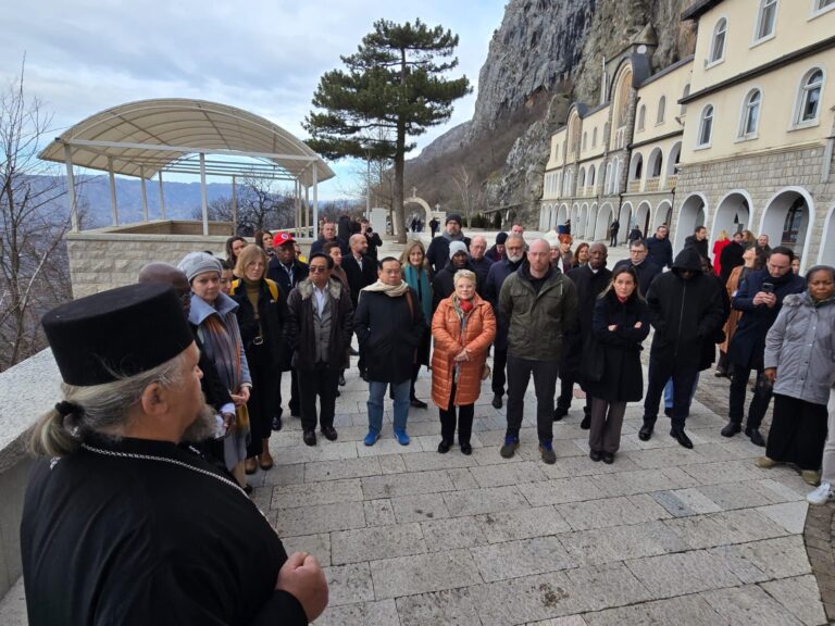 Манастир Острог