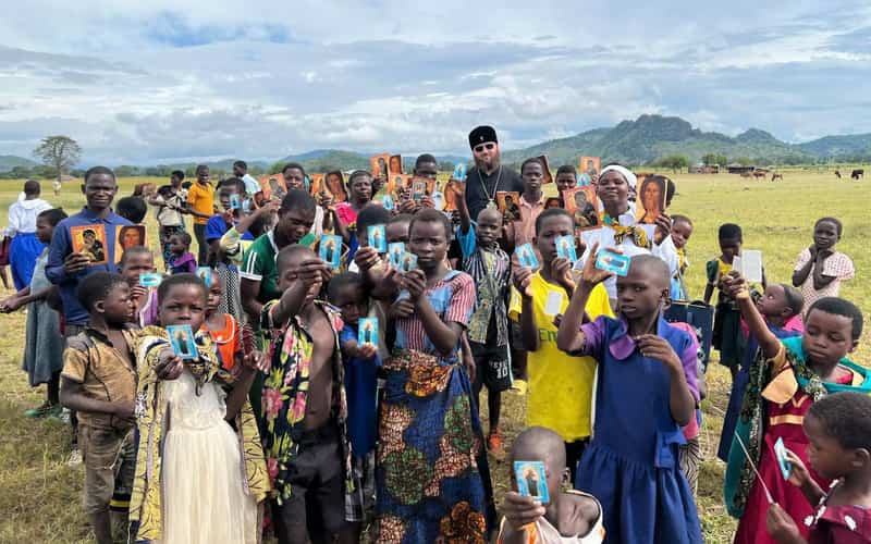 Снимка: от кръщението на хиляда малавийци (април 2024 г.)