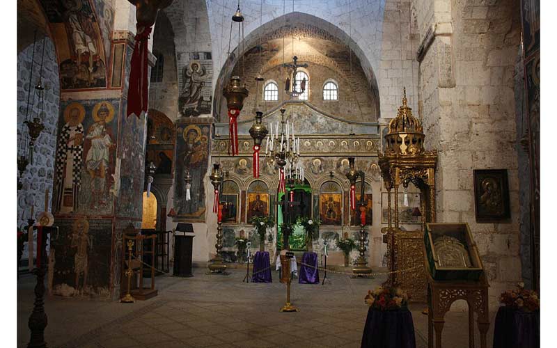 манастир Часног Крста у Јерусалиму, унутрашњост