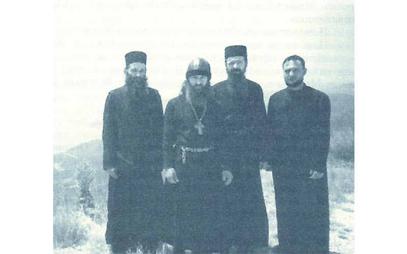 Јеромонах Мирон, јеромонах Роман, јерођакон Петар, монах Павле