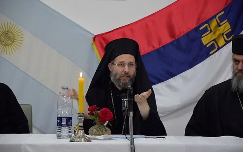 митрополит Силуан држи предавање у српској парохији у Буенос Ајресу