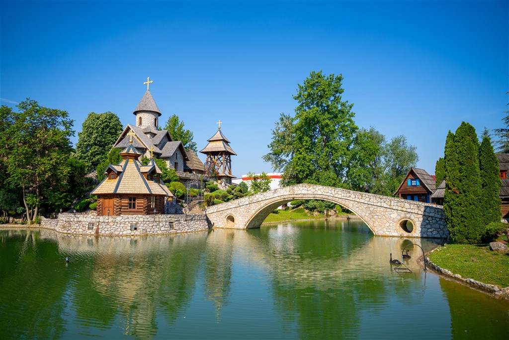 Епархија зворничко-тузланска
