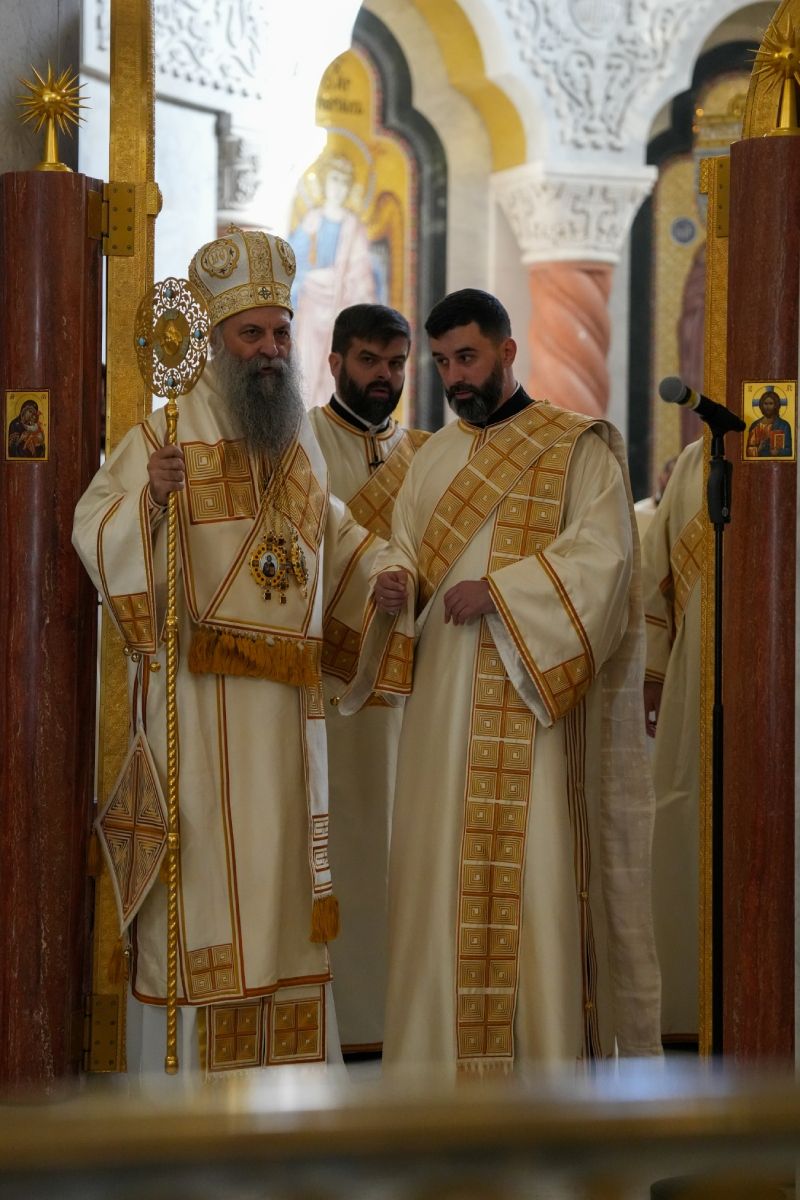 Патријарх Порфирије је рукоположио Предрага Маринковића