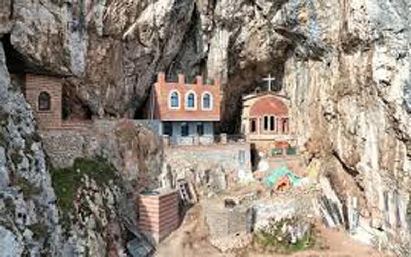 Савина испосница, Савиње