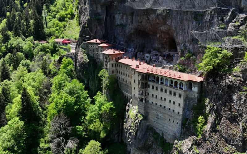 манастир Сумела