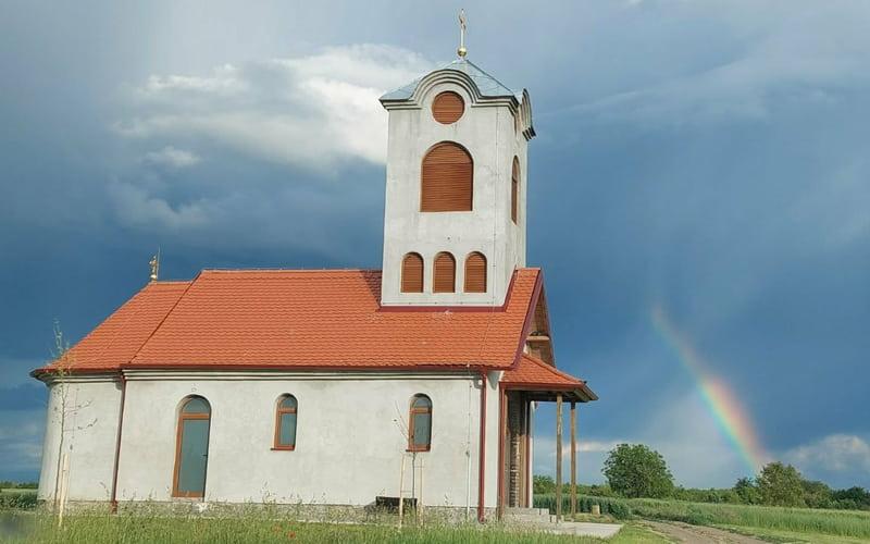 црква Преноса моштију светог Николаја Мирликијског у Павлишу