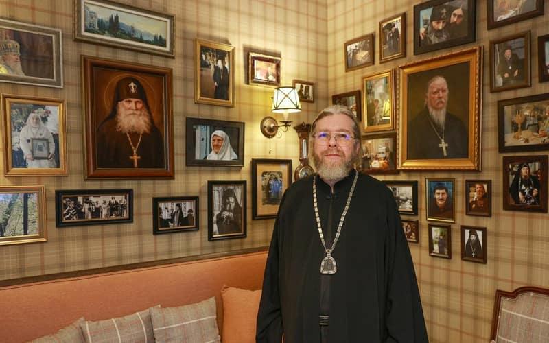 митрополит симферопољски и кримски Тихон