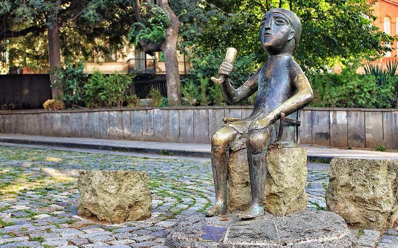 споменик Здравичар у улици Сиони у Тбилисију